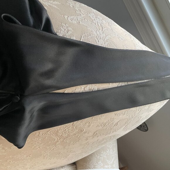 Black silk blouse, timeless - Picture 12 of 14